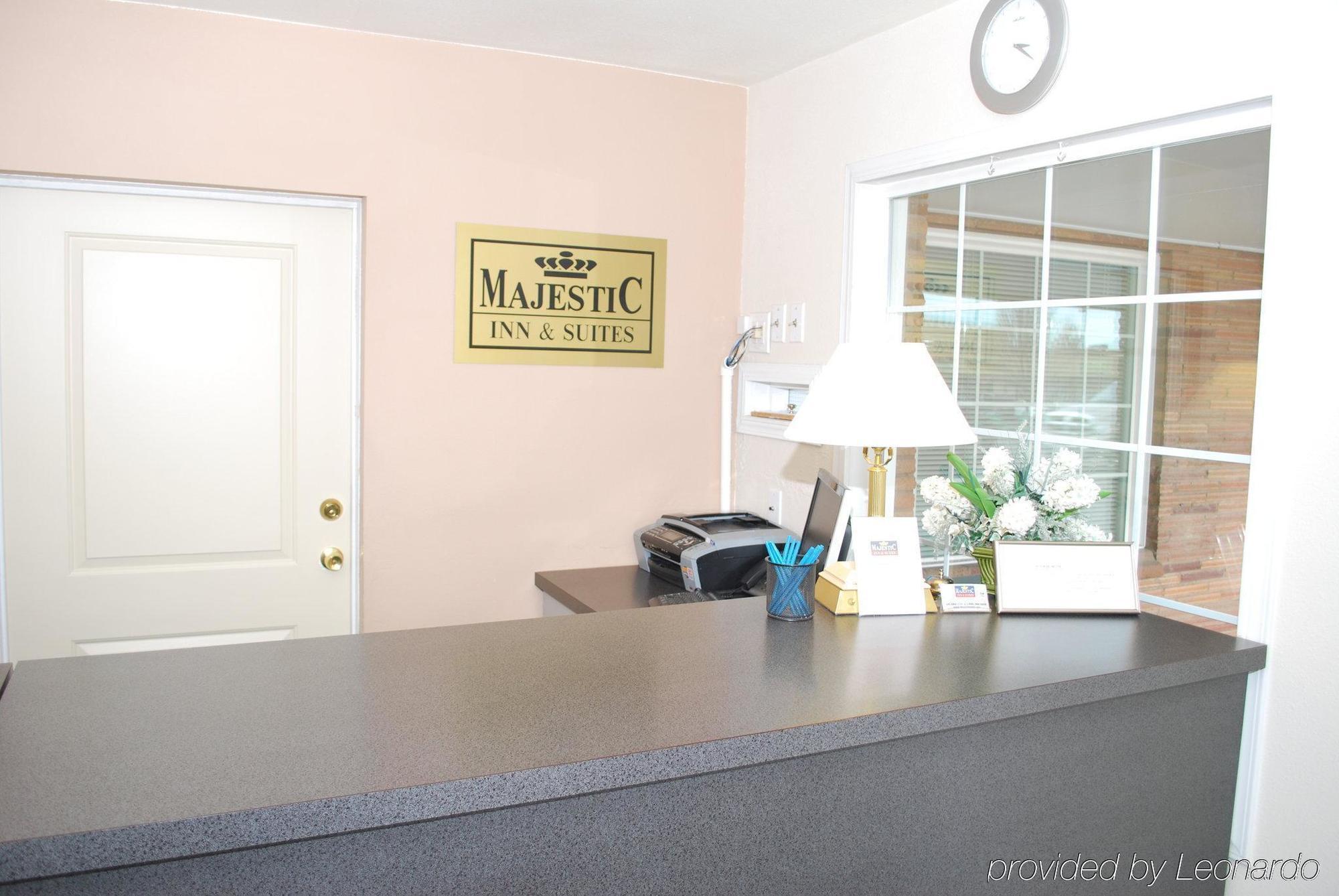 Majestic Inn & Suites Klamath Falls Bagian luar foto